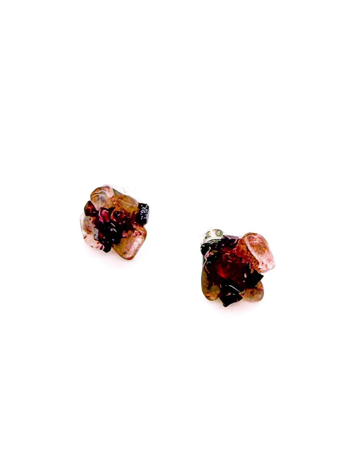 Berry studs front