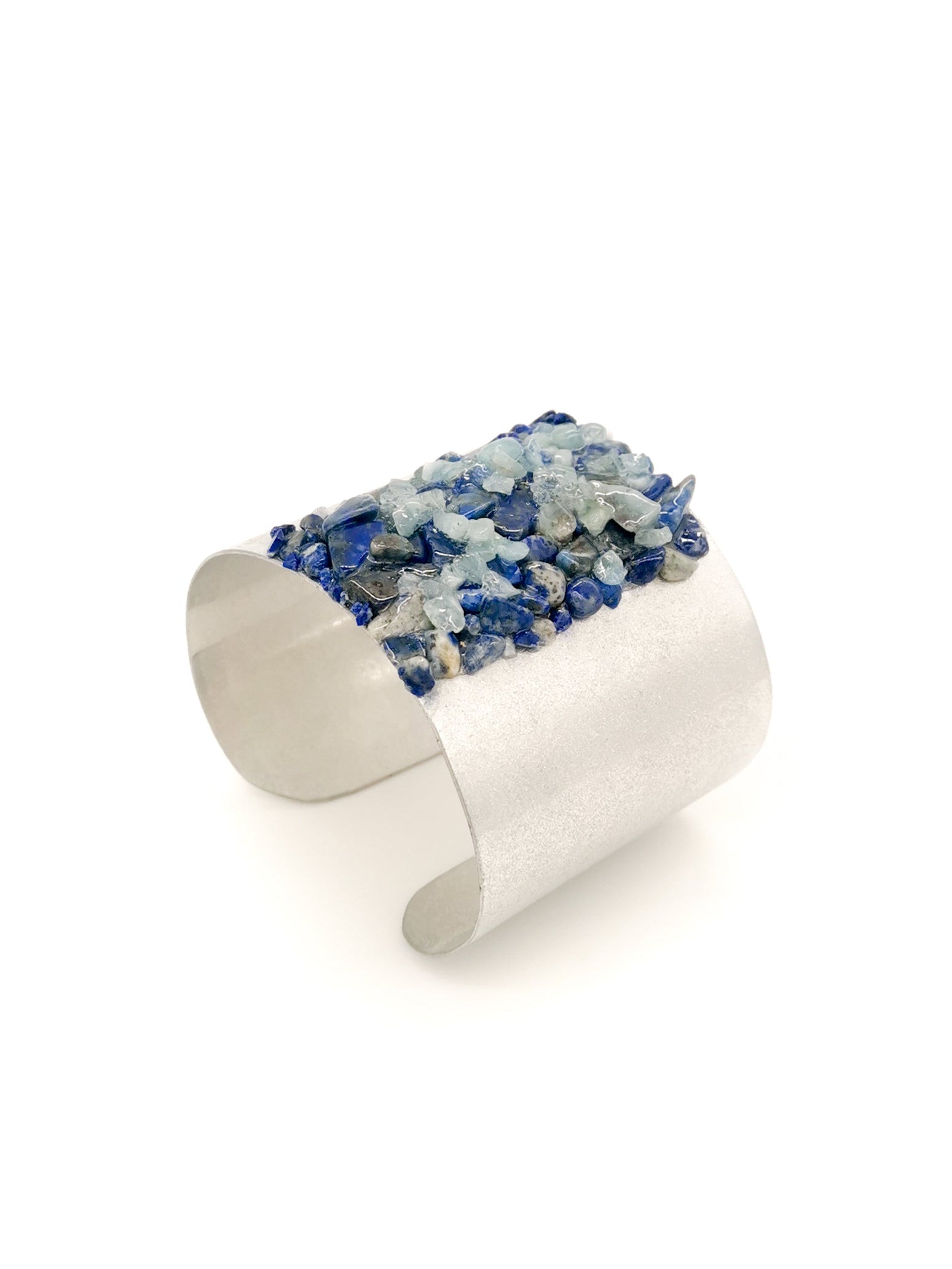 Iris Bangle